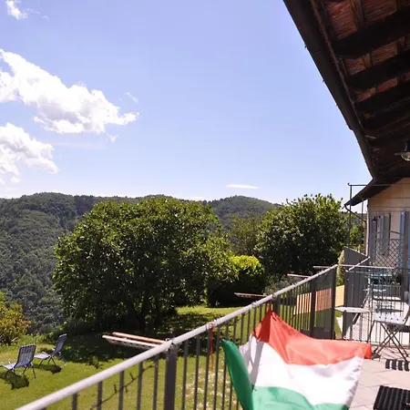 Casa Langa Di Lola Mango