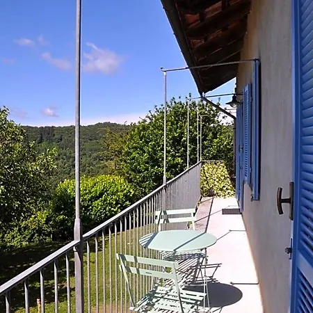 Casa Langa Di Lola 3* Mango