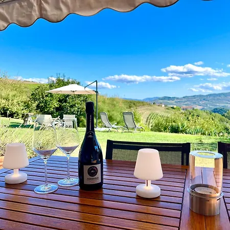 Casa Langa Di Lola 3* Mango