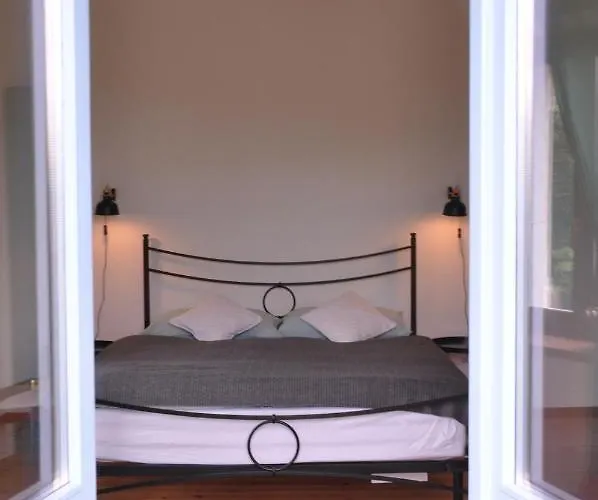 Casa Langa Di Lola Bed & Breakfast Mango