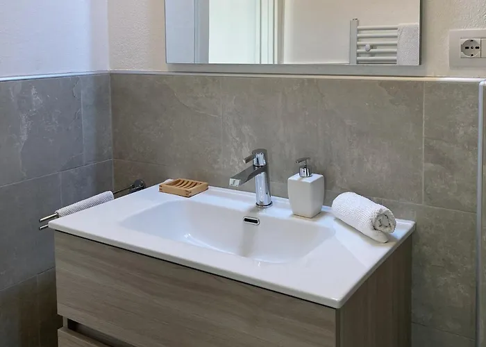 לינה וארוחת בוקר Casa Langa Di Lola Mango